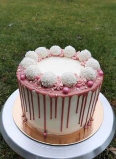 Торты на заказ  Армавир