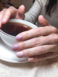 Маникюр с выездом на дом  Армавир