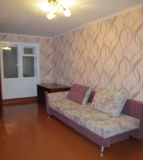 Продам 3х-комнатную квартиру, 59 м кв., 5/5 эт.  Армавир