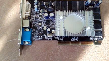 Продам gigabyte GeForce FX 5500 AGP 128Mb 128 bit  Армавир