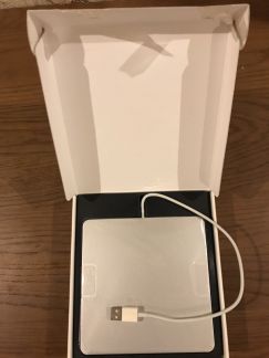 Привод Apple USB Superdrive-ZML MacBook (MD564ZM/A  - купить на сайте объявлений Армавир онлайн