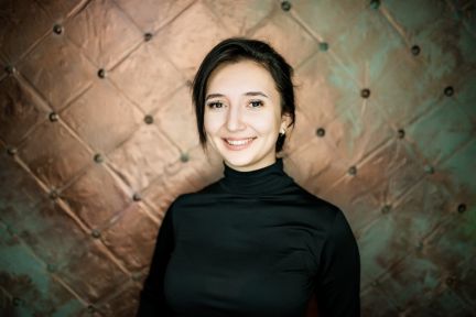 Ведущая  Армавир