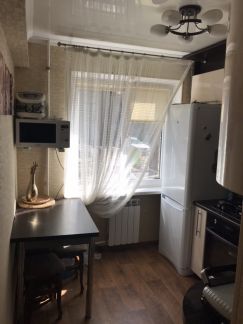 Продаю 2х комнатную квартиру, 46.7 м кв., 1/5 эт.  Армавир