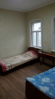 Дом 43 м кв. на участке 3 сот.  Армавир