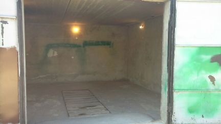 Сдам гараж, 30 м кв.  Армавир