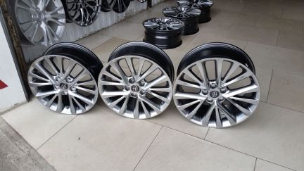New R17-18-19, Toyota Camry V55, реплика в наличии  Армавир