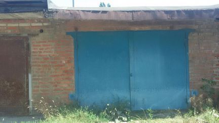 Сдам гараж, 20 м кв.  Армавир