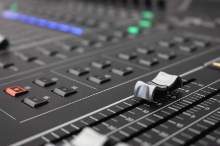 Audio-Branding/Техник по звуку/Звукорежиссёр/Dj  Армавир