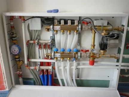 Отопление. водопровод. установка приборов рехау  Армавир