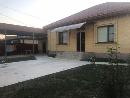 Дом 140 м кв. на участке 4 сот.  - купить на сайте объявлений Армавир онлайн