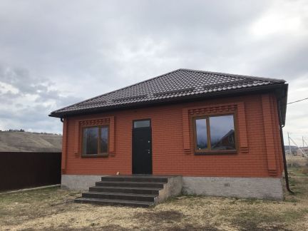 Дом 100 м? на участке 6 сот.  - купить на сайте объявлений Армавир онлайн