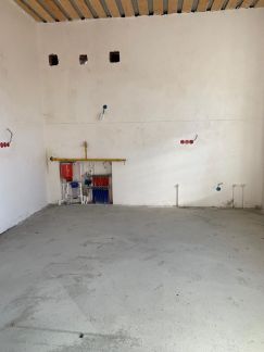 Дом 95 м кв. на участке 4 сот.  Армавир