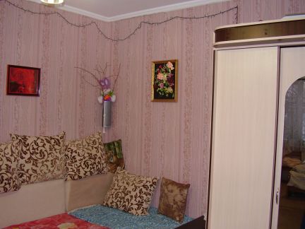 Дом 35 м кв. на участке 2 сот.  Армавир