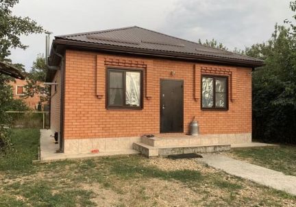 Дом 86 на участке 5  Армавир