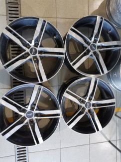 Диски Vertini r17 5*114.3  - купить на сайте объявлений Армавир онлайн