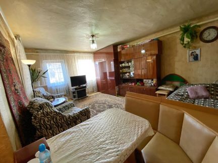 Дом 46 м кв. на участке 3 сот.  Армавир