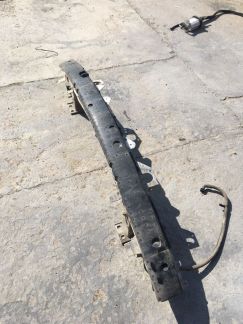 Усилитель переднего Бампера Бмв-65/е66  - купить на сайте объявлений Армавир онлайн
