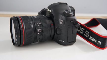 Canon 5D Mark III  - купить на сайте объявлений Армавир онлайн