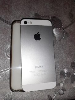 Телефон iPhone 5с  - купить на сайте объявлений Армавир онлайн