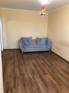 Сдам 1-комнатную квартиру, 31 м кв., 2/5 эт.  Армавир