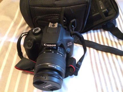 Canon eos 4000d 