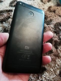 Телефон Xiaomi 