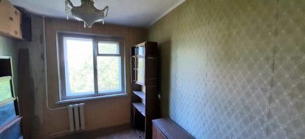 Продам 3х-комнатную квартиру, 65 м кв., 3/5 эт.  Армавир