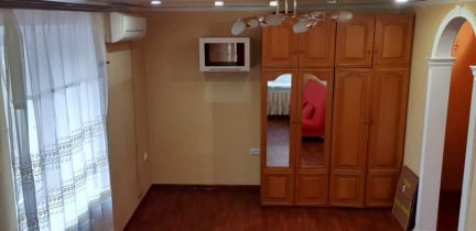 Сдам 1-комнатную квартиру, 31 м кв., 2/5 эт.  Армавир