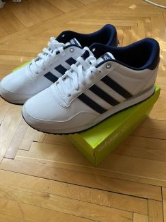 Кроссовки Adidas neo  - купить на сайте объявлений Армавир онлайн