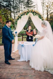 Регистратор выездной Церемонии бракосочетания  Армавир