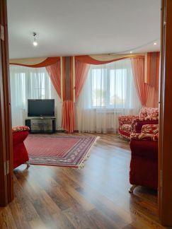 Сдам 3х-комнатную квартиру, 110 м кв., 3/5 эт. 