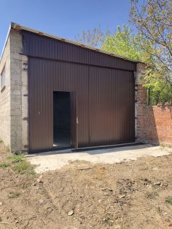 Сдам гараж, &gt, 30 м кв.  Армавир