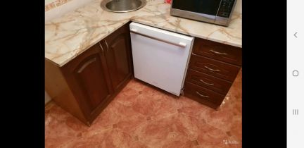 Сдам гараж, &gt, 30 м кв.  Армавир