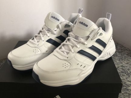 Кроссовки adidas - купить на сайте объявлений Армавир онлайн