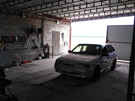 Сдам гараж, &gt, 30 м кв.  Армавир