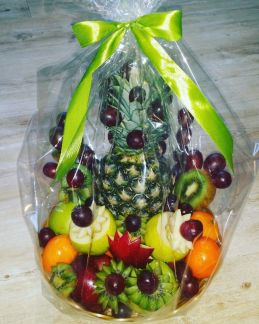 Фруктовые корзины и фруктовые композиции  Армавир