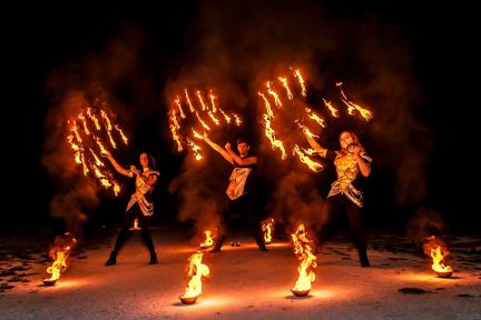 Фаершоу / Огненное шоу на праздник  Армавир